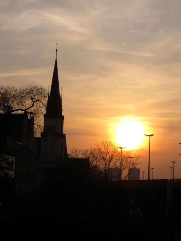 Sonnenuntergang in Halle