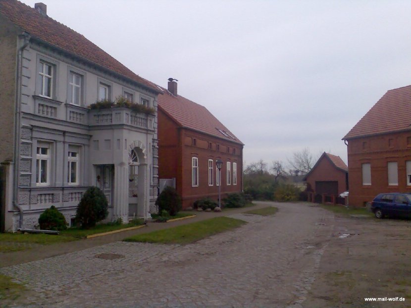 die Dorfstraße