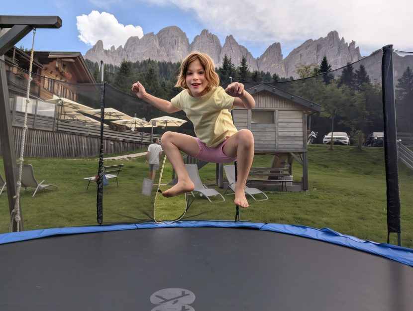 Edelweisshütte Trampolin
